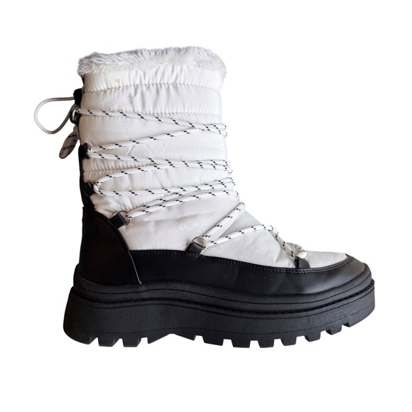 H&M Shoes - H&M Snow Boots White Puffer Faux Fur Lining Chunky Lug Sole Moon Boots Size 8.5